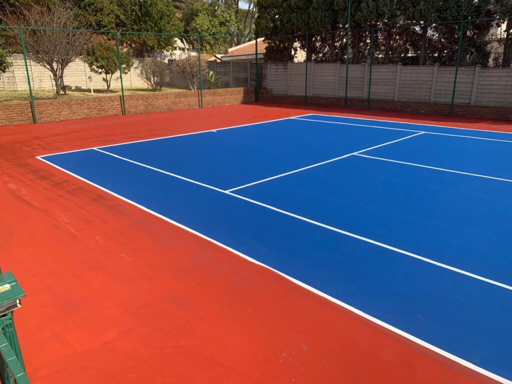 Refurbishing of tennis courts2