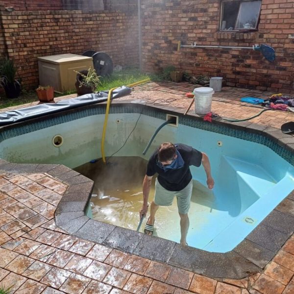 Pool maintenance restoration services